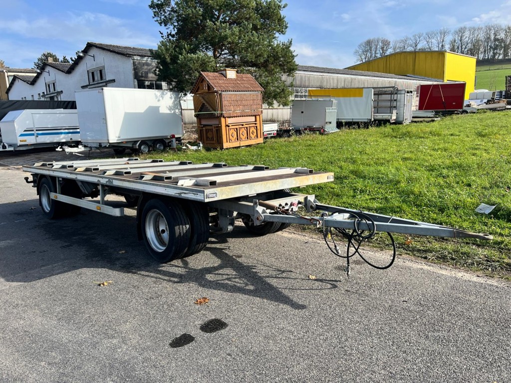 b24a1fc4-3209-42c7-87c4-4f9389a43e51-Occ.17 Transportanhänger 11 to (3).jpg