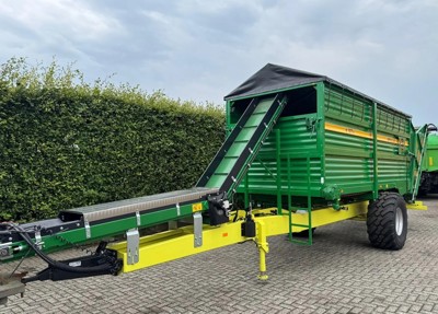 Schuitemaker TFT10 / 18m3 Überladewagen-Bunker / mit zwei Befüllbänder und Überladeband