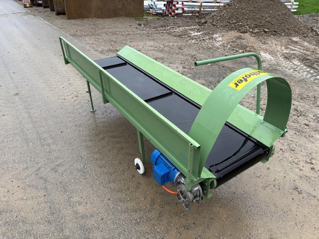 a7f8af9b-6ba3-40c0-b3d7-56a3749846a4-36095 Dezelhofer Förderband Gummi 50 x 250 (4).jpg