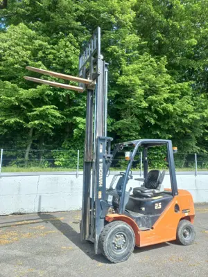 Stapler Dieselstapler Hangcha CPCD25 2,5T Stapler mit Seitenschieber Diesel - Motor ohne Partikelfilter , Bj.2013 , Gabelstapler Hubstapler Teleskoplader Hoflader