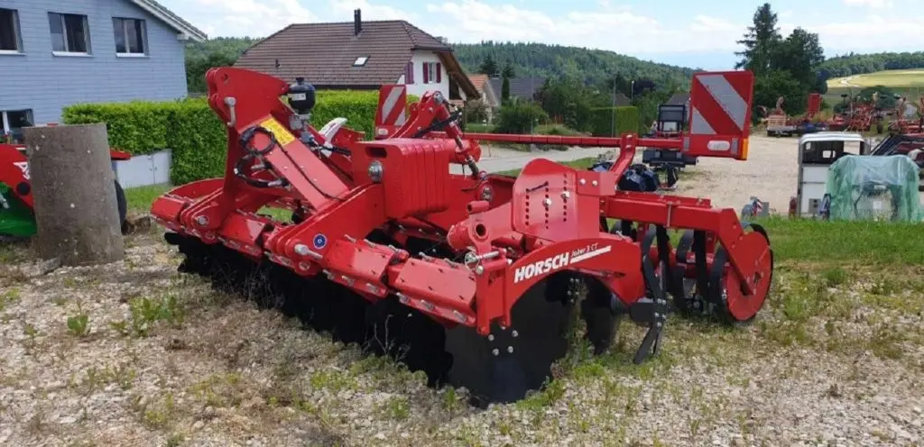 a03a6df6-f777-4644-aab6-1f3ea5c00531-Horsch Joker 3CT 1 (5).jpg