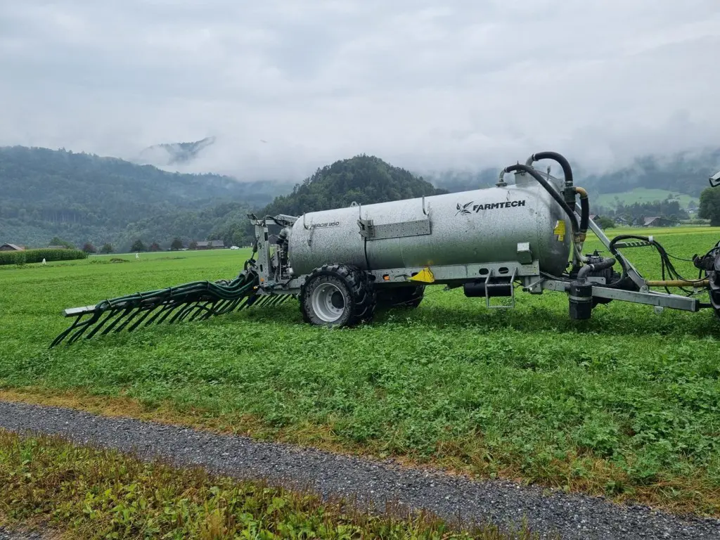 18a28b22-b7da-4aa4-ae34-e05f53305208-WhatsApp Image 2025-12-24 at 07.jpg