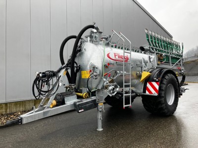 Güllefass / Citerne Fliegl VFW 8600 Jumbo Line mit Skate 90