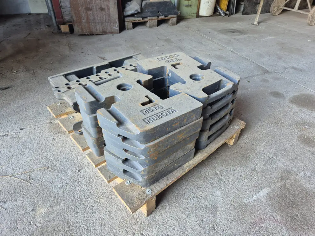 KUBOTA Frontgewicht 45kg