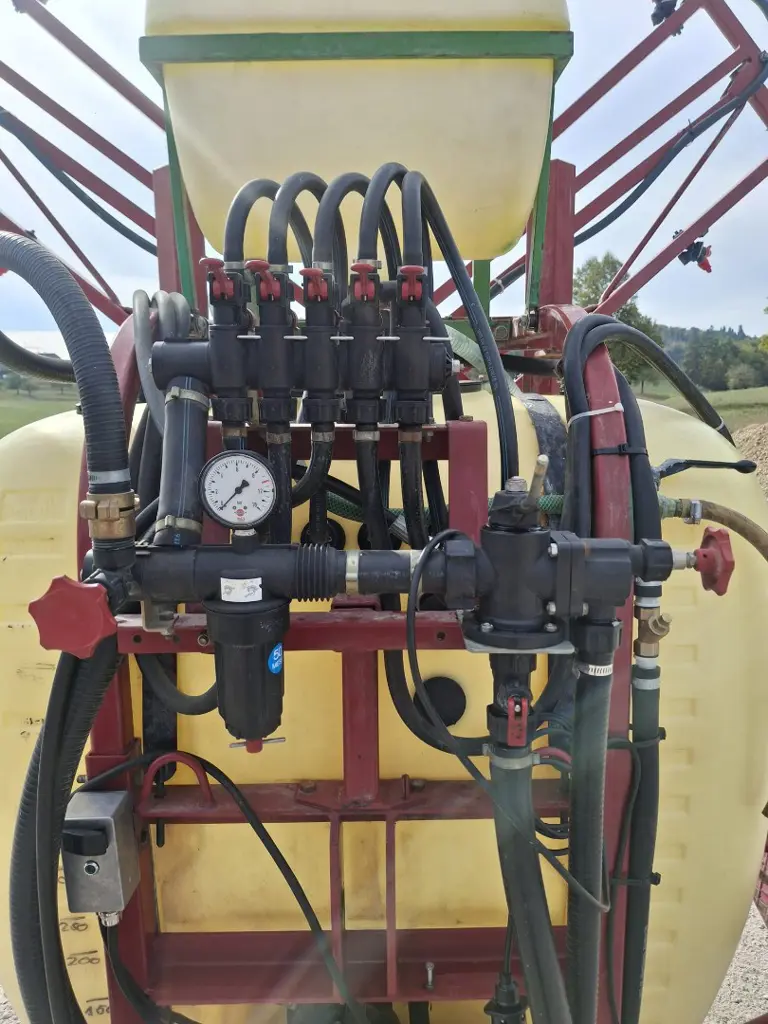 6fdb88ee-6848-43c6-b431-473fbeb98716-37072 Hardi Spritze LX 600 (6).jpg