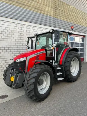 Massey Ferguson 5M.115 Dyna 2