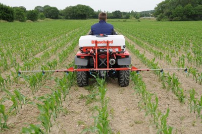 Spritzgerät für den Aufbau auf ATV / Pompe à traiter pour Quad KUHN Evolis Q80