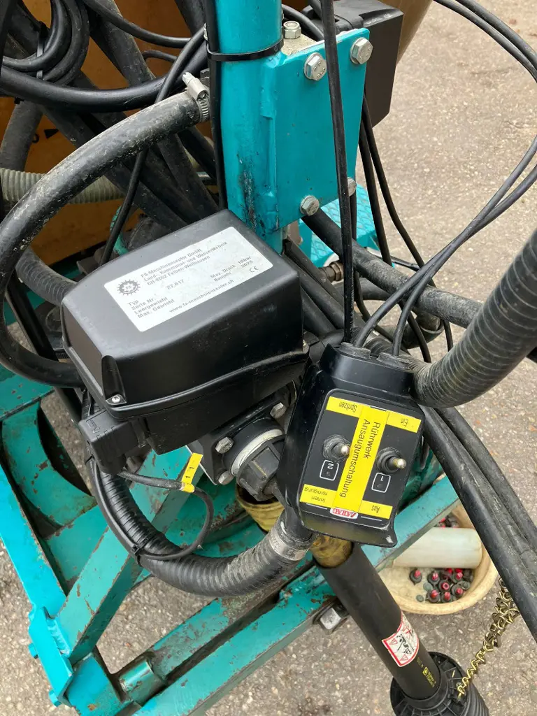 60ab705c-02ab-4ded-a6d8-8a3cf5c1f7de-WhatsApp Image 2026-03-30 at 16.23.22 (2).jpg