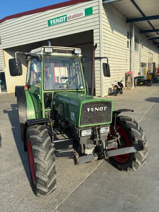 42ebf98a-668c-48b4-92d4-c31d977f7c14-Fendt 275 S 1.jpg