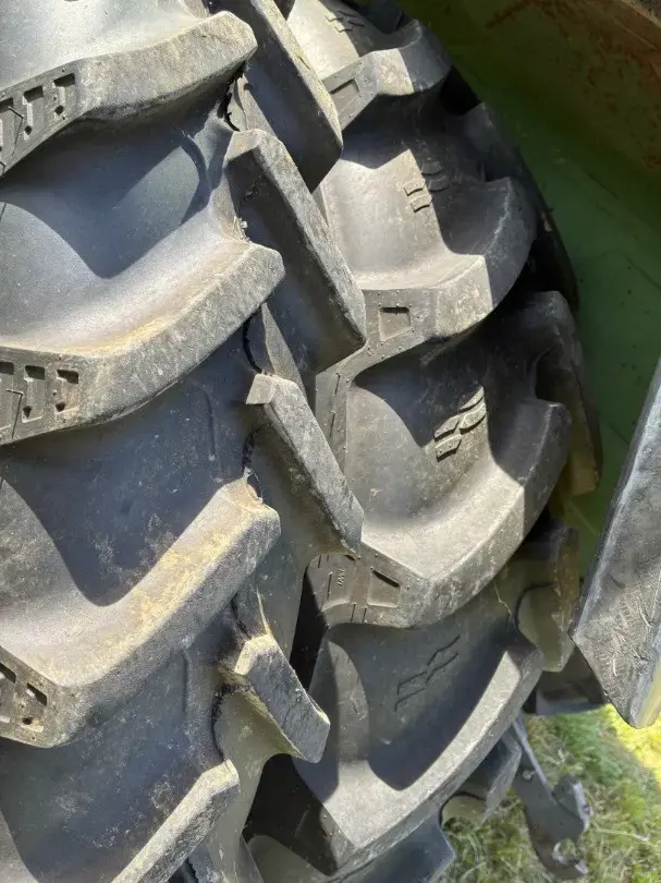 e898b95c-6fed-405e-b20a-1405a78cc89f-Fendt3085.jpg