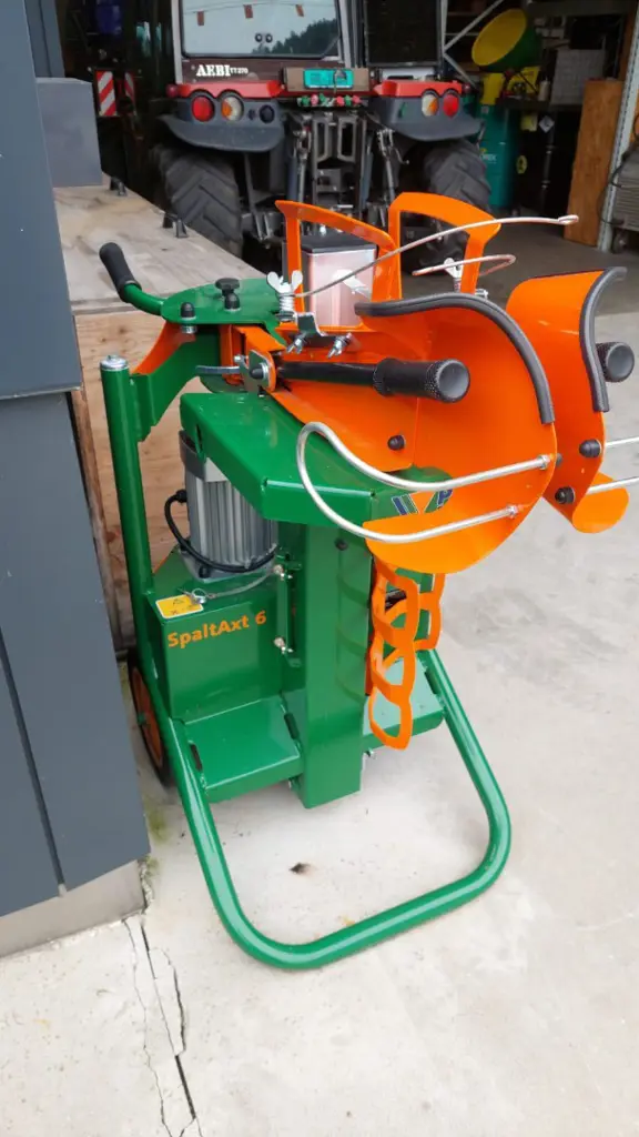 a954c589-ecb7-48a4-8411-dbba68d57f1b-PHOTO-2025-09-08-14-38-05 1.jpg