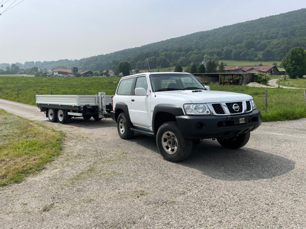 f94dcae1-aaab-4ce0-930e-291efe963912-Nissan Pajero Blomenröhr  (11).jpg