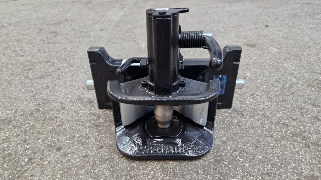 f1ed8773-51c0-4e8b-bed7-2aee73d3777f-36061 Scharmüller Zugmaul (2).jpg