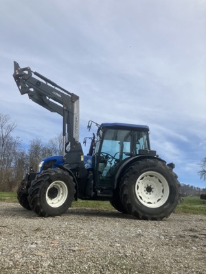 New Holland T4050 Super Steer