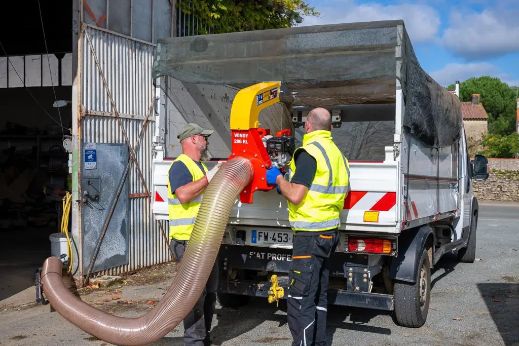 Laub- und Abfallsauger WINDY 286 RL