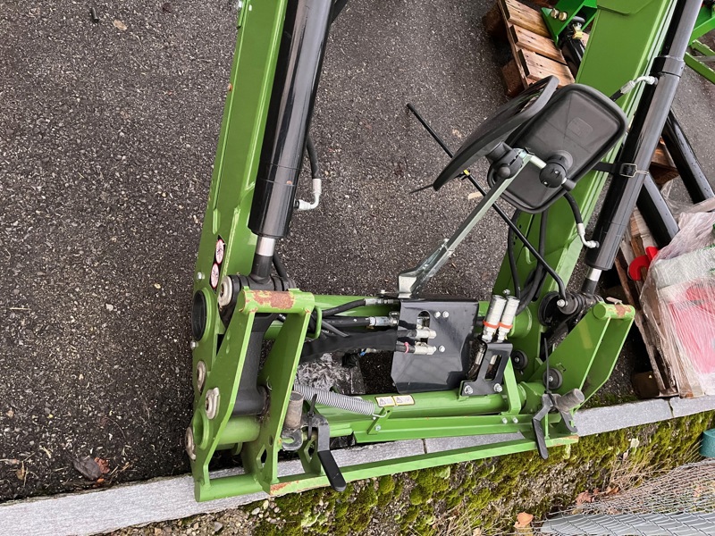 9c88996f-f78b-4a2e-b7f4-9c9c8e25b878-Frontlader X3S 211P IMG_4422.jpg