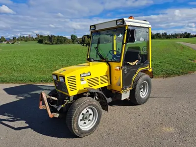 Kommunaltraktor Schanzlin 304