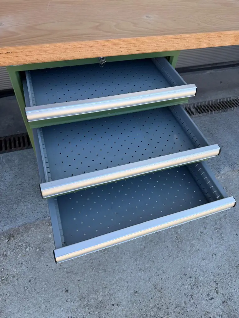 4d937489-af1c-4fee-b574-8f955a29a065-900_Lista Werkbank_08.jpg