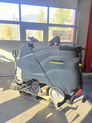 Wisch+Putz+Scheuermaschine KÄRCHER