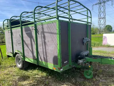 Viehwagen Pronar