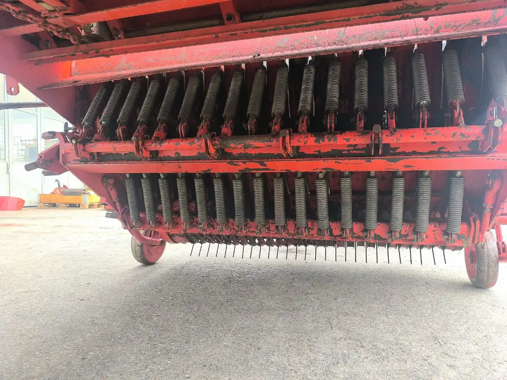 46858703-effe-40a4-bf94-e6124b501f54-Ladewagen-Mengele 535 Garant-LMB Maschinen-12.png