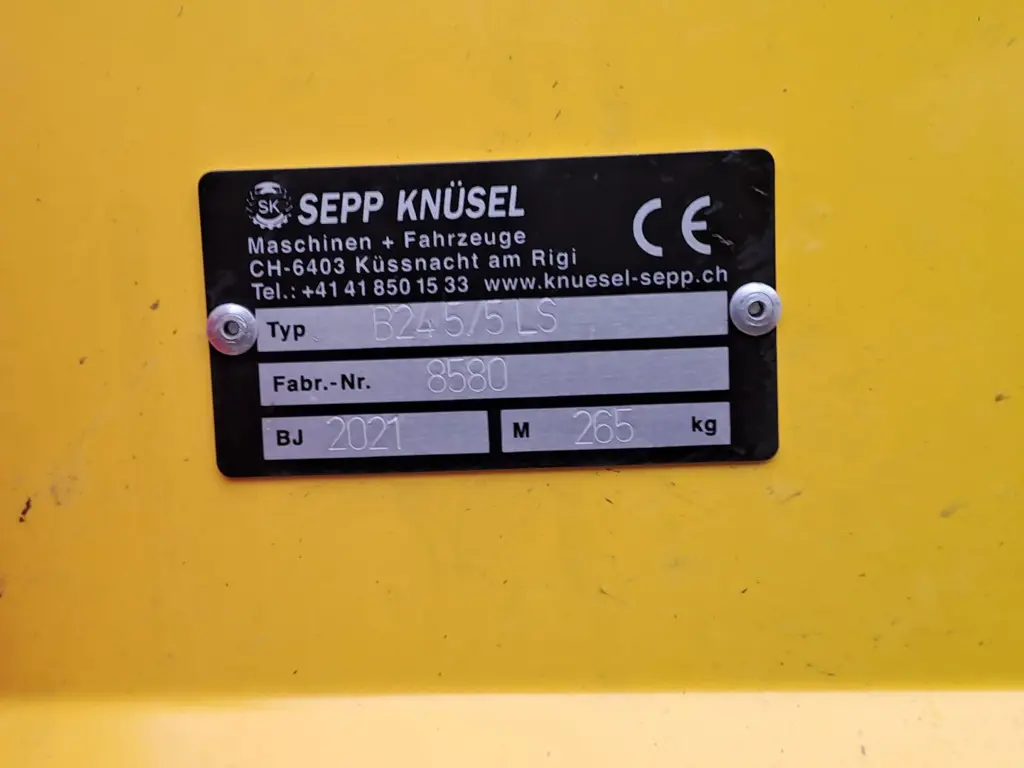 18a8de2b-b58a-4eee-b41e-cc101919a1e5-WhatsApp Image 2026-03-09 at 08.04.09 (3).jpg