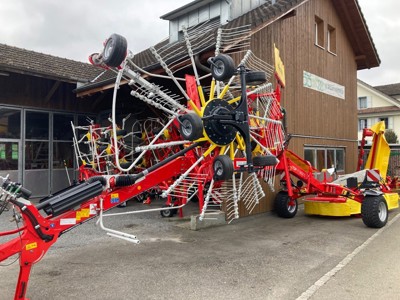Pöttinger TOP 6820S Seitenschwader Kreiselschwader