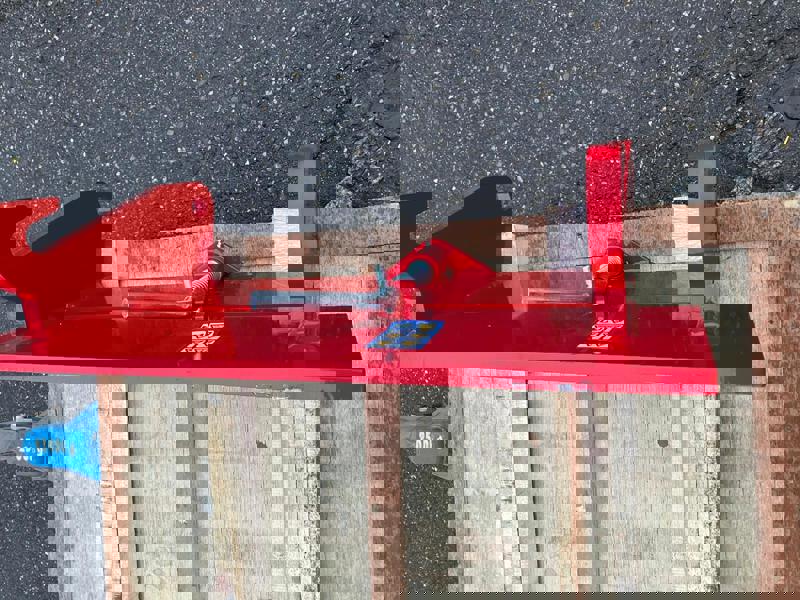 debfcb84-b704-4720-977a-ed115ef22158-Adapter Weidemann neu auf Weidemann alt 3.jpg