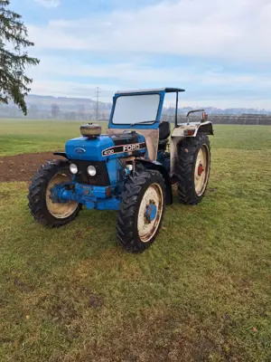 Traktor Ford 4130