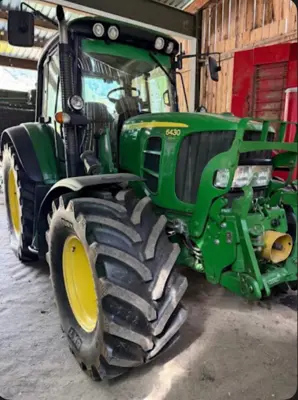 John Deere 6430