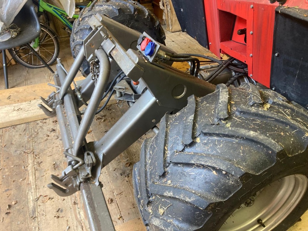 64d7f18c-ee88-4b85-a8cc-551ea19f95cc-WhatsApp Image 2026-03-09 at 17.38.41 (6).jpg