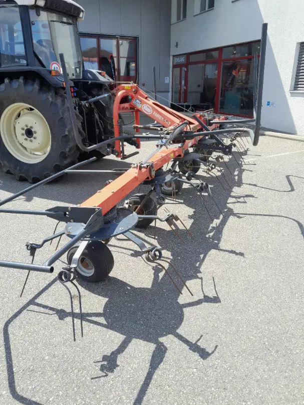 70a33e5a-81cc-43c6-914a-7b5a1cf10a7e-KH Vicon 643 b.jpg