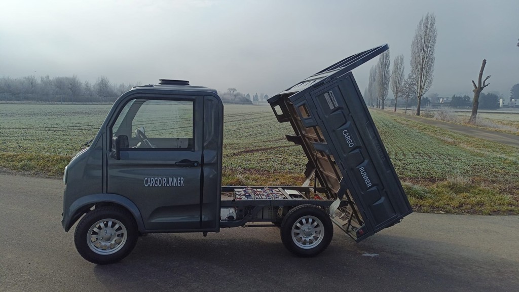 dcb43223-89a0-4c72-8233-8082bcde1321-Toro Seite Brücke Gekippt.jpg