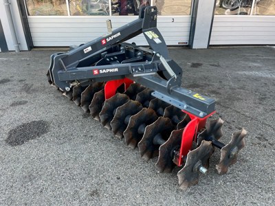 Rouleau avant Saphir Dragon TD 300, 2017