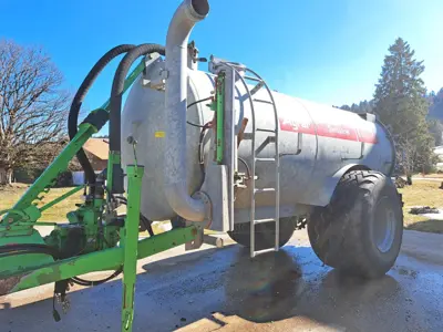 Citerne à pression/Güllefass