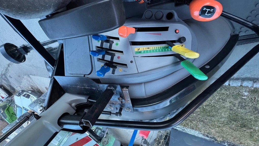 989f768a-4f3f-473f-a5bc-7b0f3b0337a7-WhatsApp Image 2026-02-20 at 07.28.26 (6).jpg