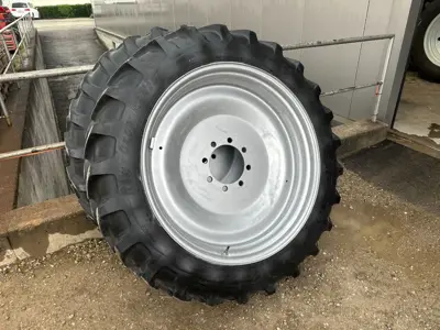 Räder 300/95R42
