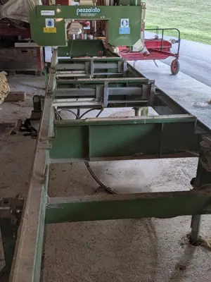 Mobile Schmalbandsäge