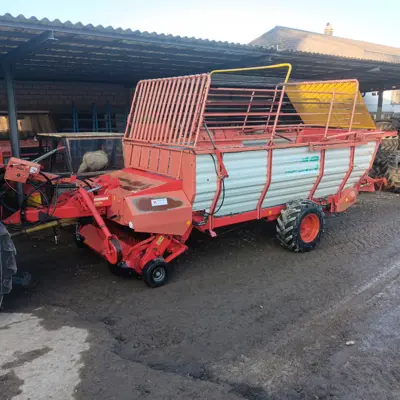 Pöttinger Ladewagen Boss 1T