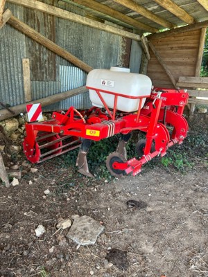 Andere, Grass tiller, 2018