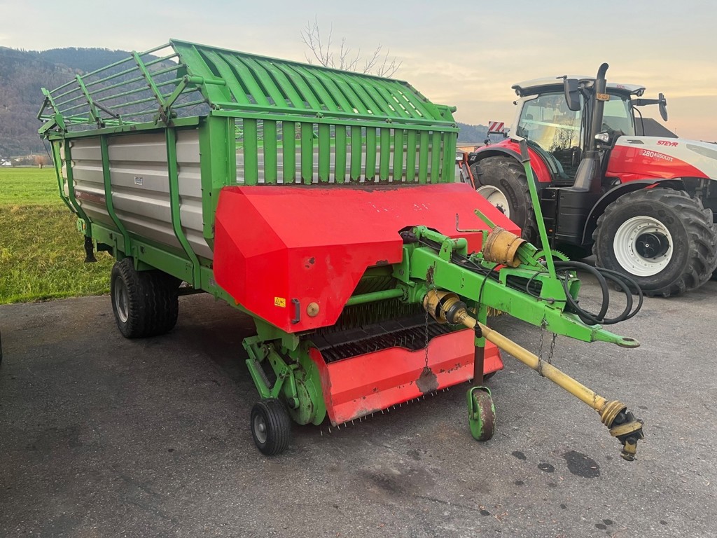 0cc03c09-06ae-43f1-abb4-4c2a75b12516-Agrar Jumbo 300 Bruhin 2.jpg