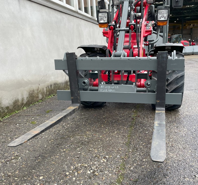 211a3db6-a8c4-4761-a0fd-f0812059d8a2-Palettengabel 1.jpg