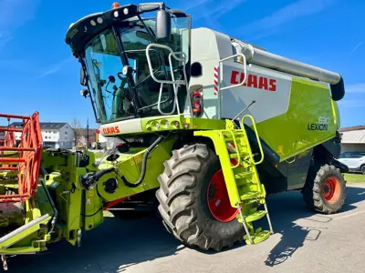 CLAAS Lexion 630 Montana