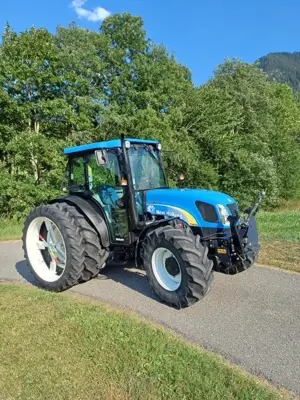 New Holland T4050