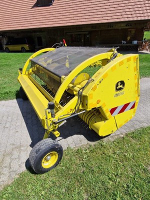 John Deere Pickup 630C