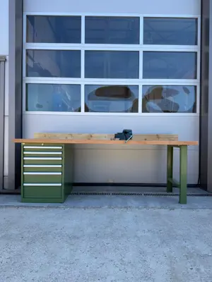 Lista Werkbank mit Schraubstock Nr. 900