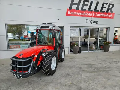 Traktor Antonio Carraro SRX 7800