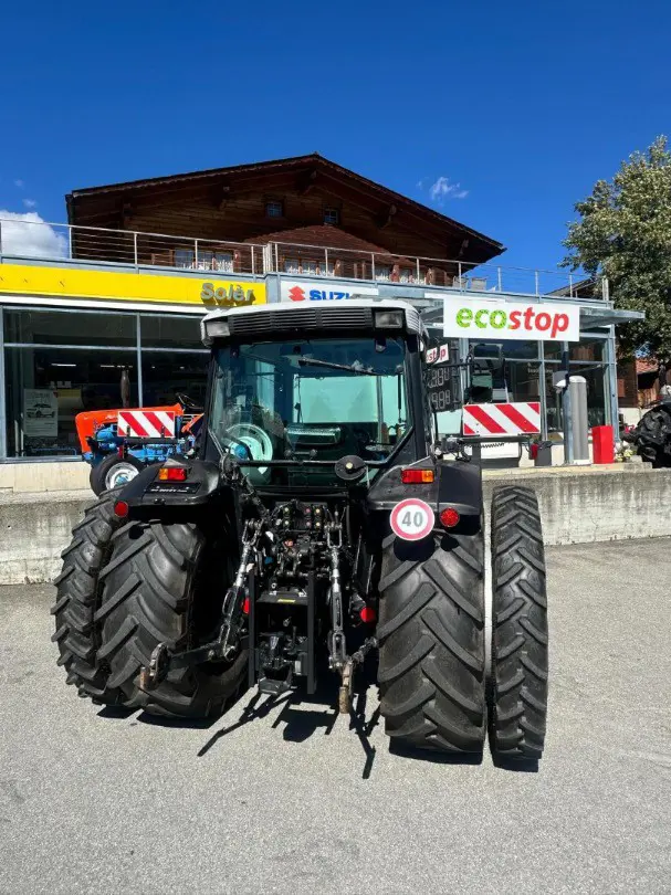 830e54c6-9f4d-47ce-8e6c-eb109f4e61cc-Deutz Traktor 3.jpg