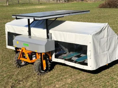 Jäte- und Ernteflieger solarbetrieben