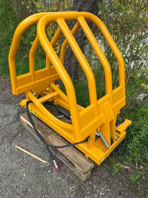 Rundballenzange Euro 8